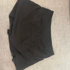 Lululemon pace rival skirt